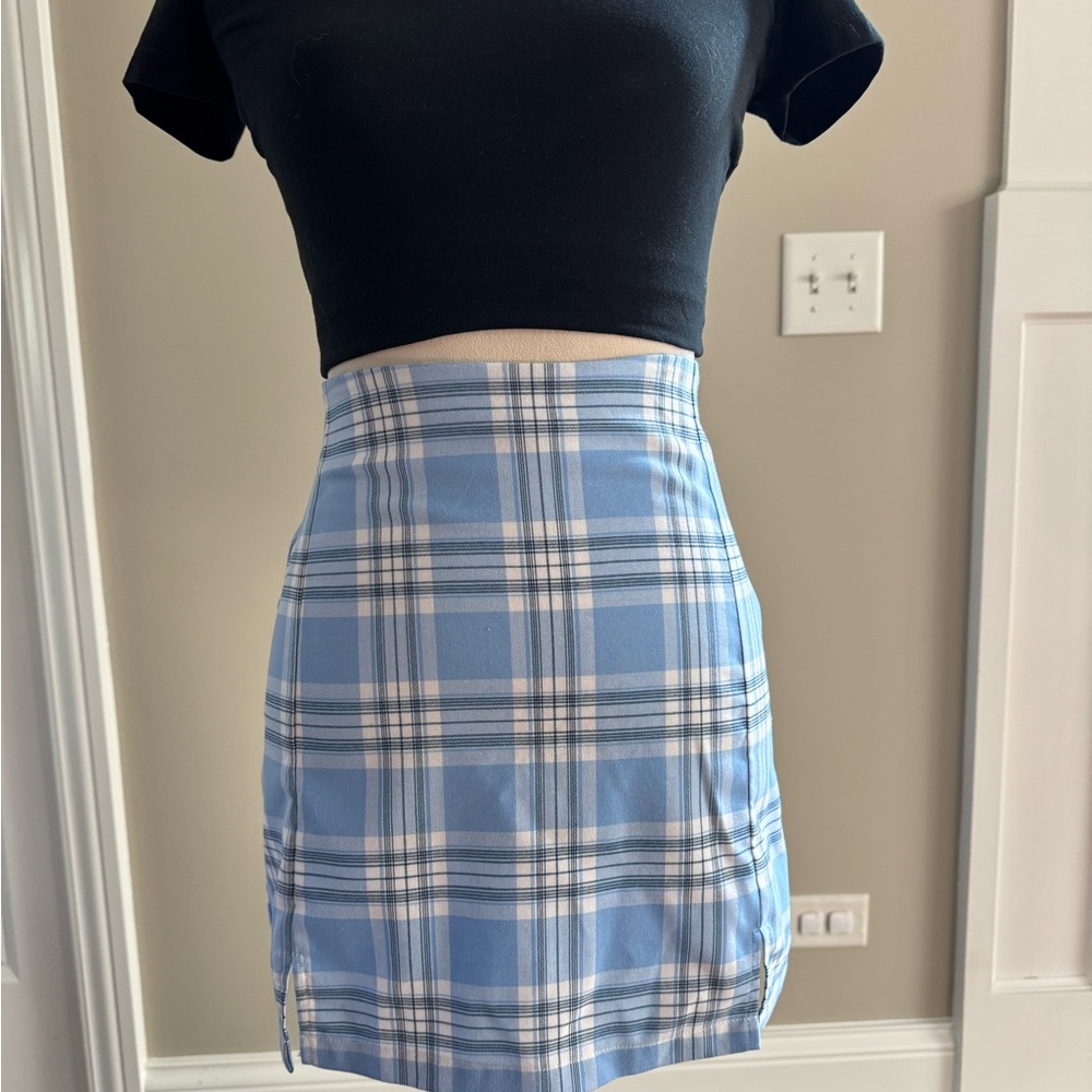 Brandy Melville Blue and White Plaid Mini Skirt